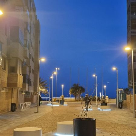 Apartamento En Paseo Maritimo Almeria Ngoại thất bức ảnh