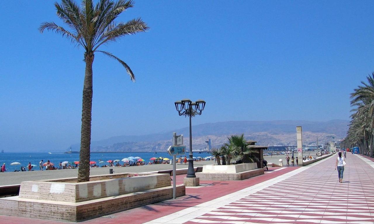 Apartamento En Paseo Maritimo Almeria Ngoại thất bức ảnh