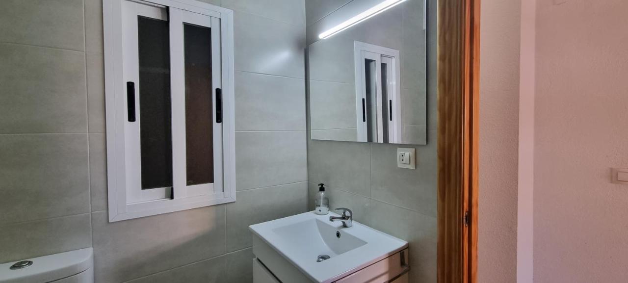Apartamento En Paseo Maritimo Almeria Ngoại thất bức ảnh